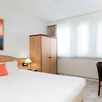 Centre Hotel 2*