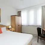 Centre Hotel